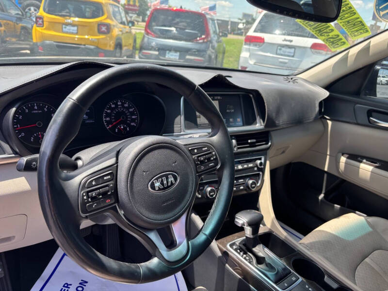 2017 Kia Optima EX