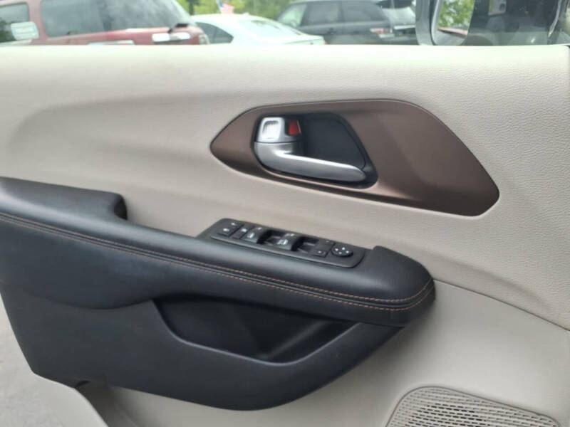 2018 Chrysler Pacifica Touring L