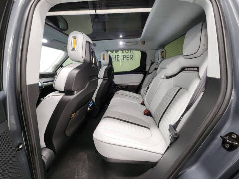 2023 Rivian R1T Adventure