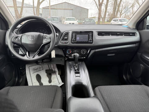 2017 Honda HR-V LX