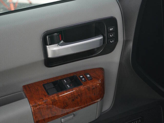 2021 Toyota Sequoia Platinum