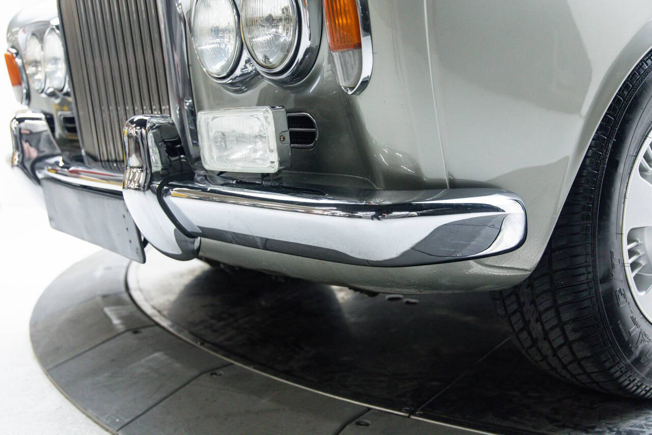 1967 Bentley T1 Saloon 38