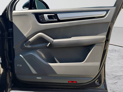 2022 Porsche Cayenne