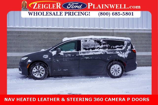 2022 Chrysler Pacifica Hybrid for sale at Zeigler Ford of Plainwell in Plainwell MI