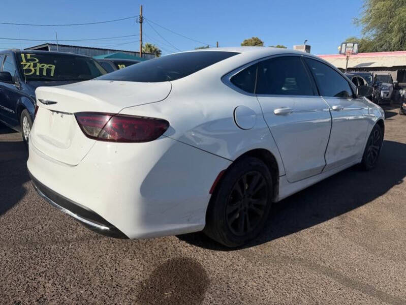 2016 Chrysler 200 Limited