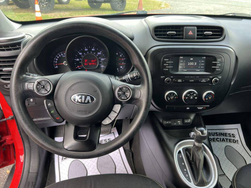 2016 Kia Soul +