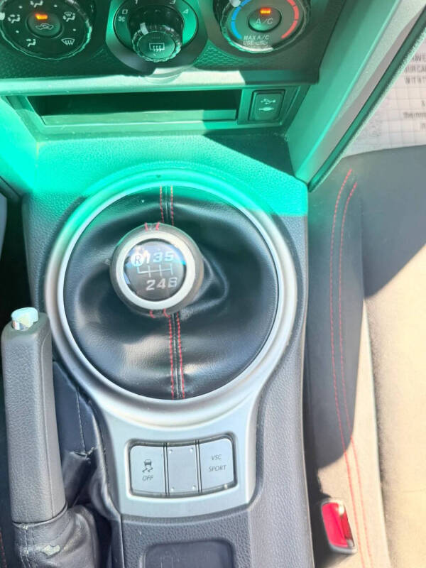 2013 Scion FR-S