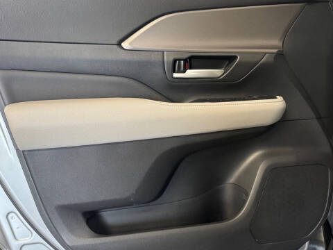 2024 Toyota Grand Highlander Hybrid XLE