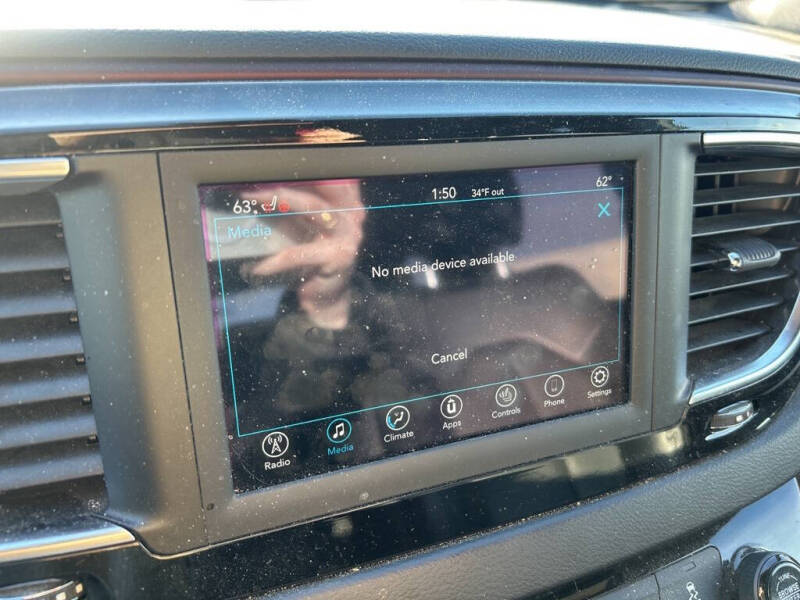 2020 Chrysler Pacifica Touring L