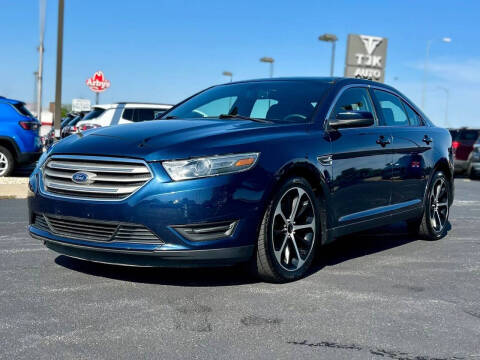 2016 Ford Taurus SEL