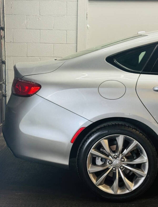 2015 Chrysler 200 S
