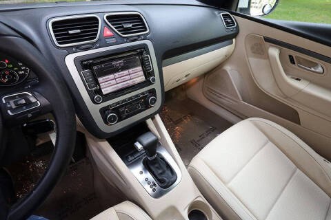 2011 Volkswagen Eos Komfort SULEV