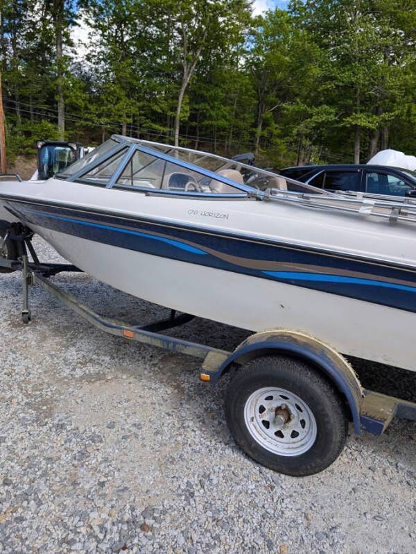 1996 Four Winns Horizon 170