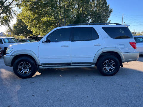 2004 Toyota Sequoia SR5