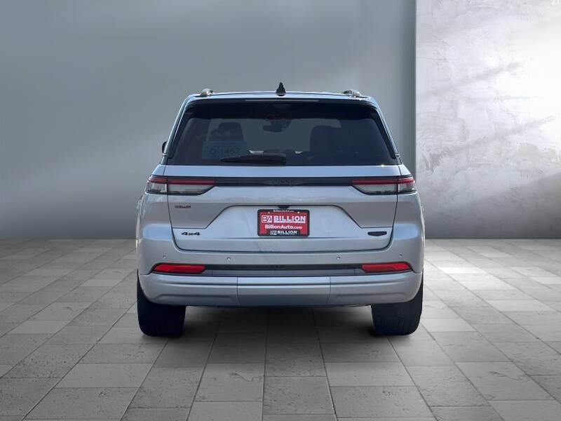 2026 Jeep Grand Cherokee Summit