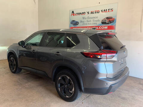 2024 Nissan Rogue SV