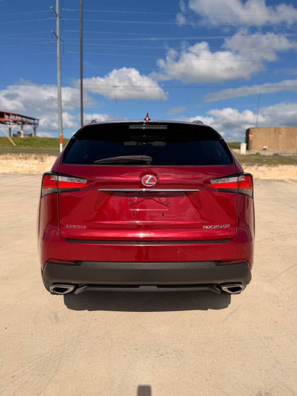 2017 Lexus NX 200t