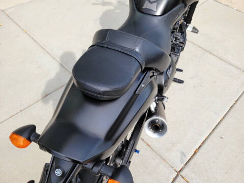 2020 Yamaha VMAX Matte Raven Black