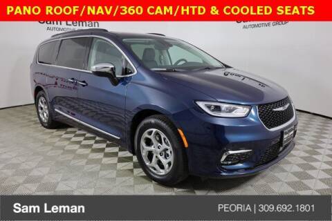 2023 Chrysler Pacifica for sale at Sam Leman Chrysler Jeep Dodge of Peoria in Peoria IL