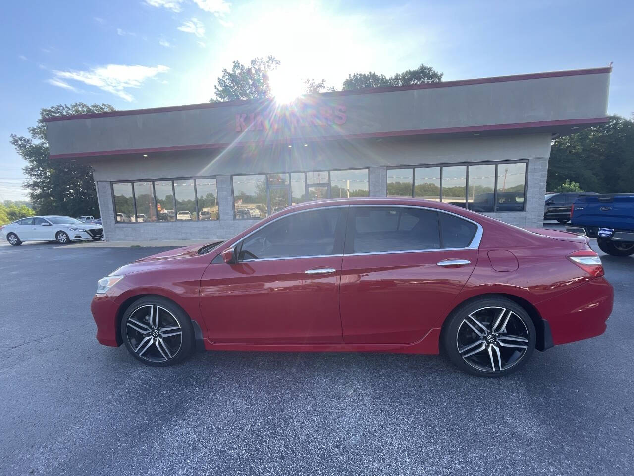 2017 Honda Accord for sale at King Kars in Corinth, MS