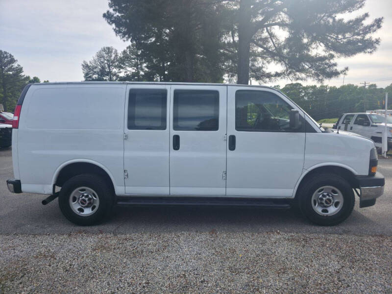 2021 GMC Savana 2500