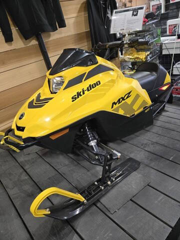 2024 Ski-Doo MXZ X