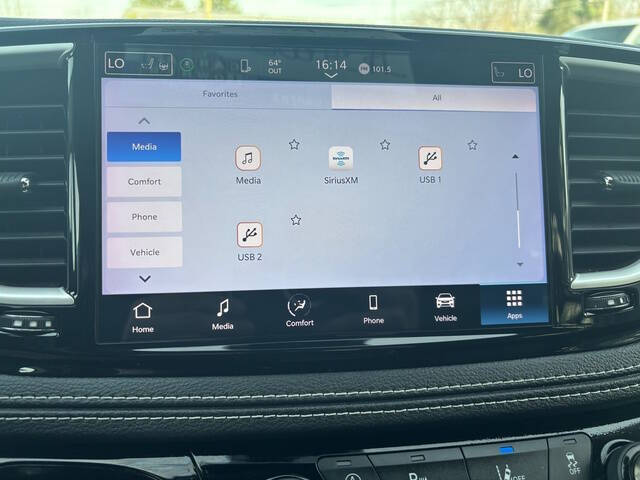 2022 Chrysler Pacifica Touring L