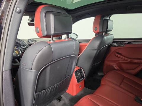 2023 Porsche Macan