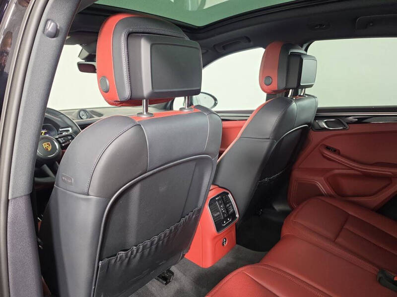 2023 Porsche Macan