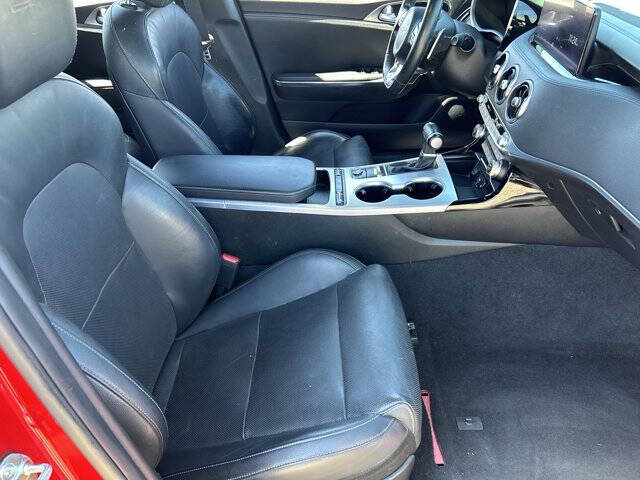 2022 Kia Stinger