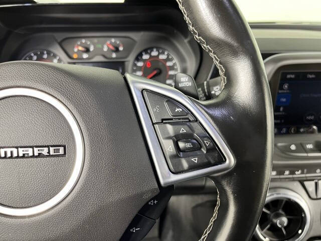 2021 Chevrolet Camaro LT1 - Photo 17