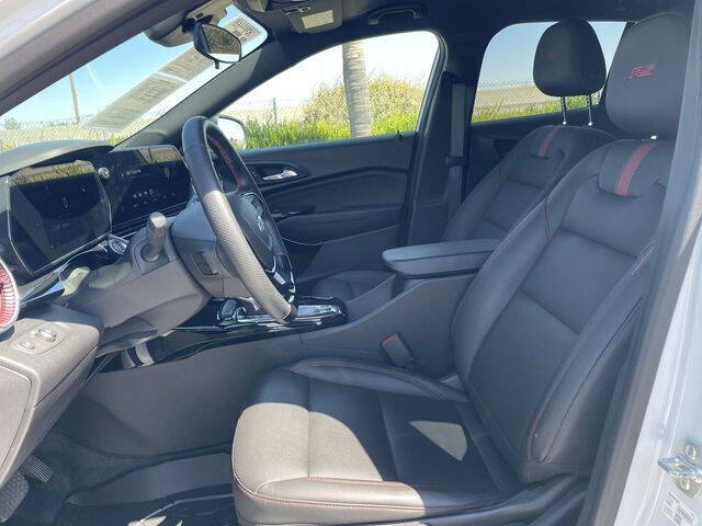 2025 Chevrolet Trax RS