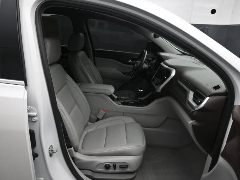 2017 GMC Acadia SLT-2