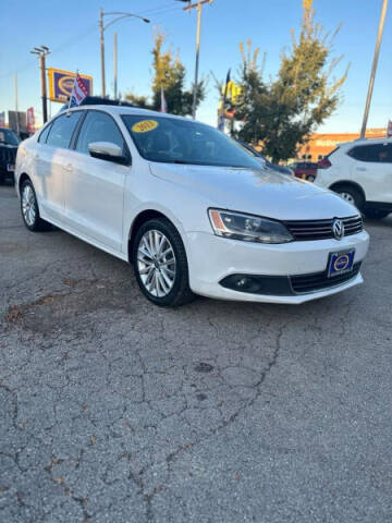 2013 Volkswagen Jetta for sale at AutoBank in Chicago IL