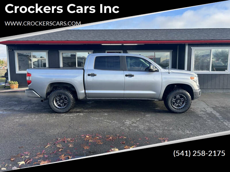 2014 Toyota Tundra SR5's photo