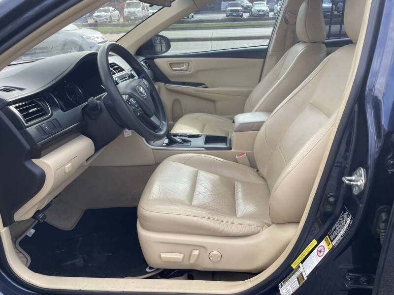 2016 Toyota Camry XSE