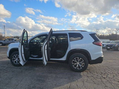 2026 GMC Acadia AT4