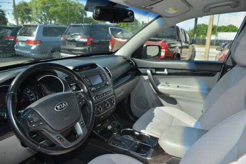 2014 Kia Sorento LX