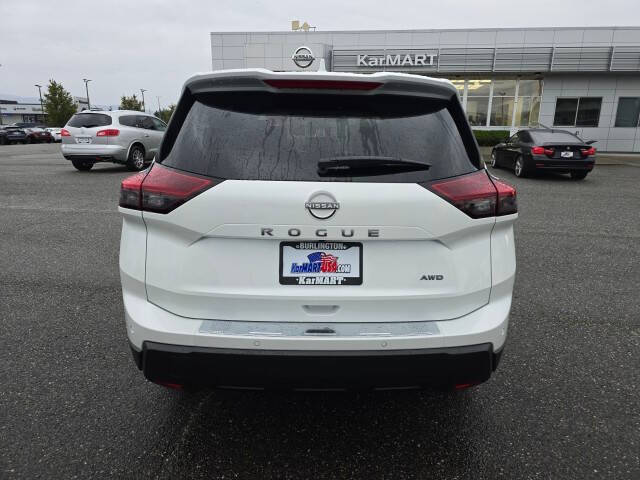 2026 Nissan Rogue SV