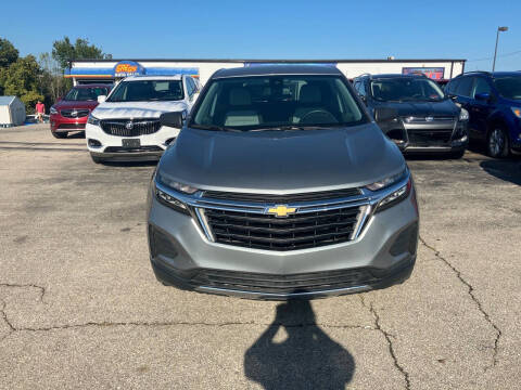 2024 Chevrolet Equinox for sale at Greg's Auto Sales in Poplar Bluff MO