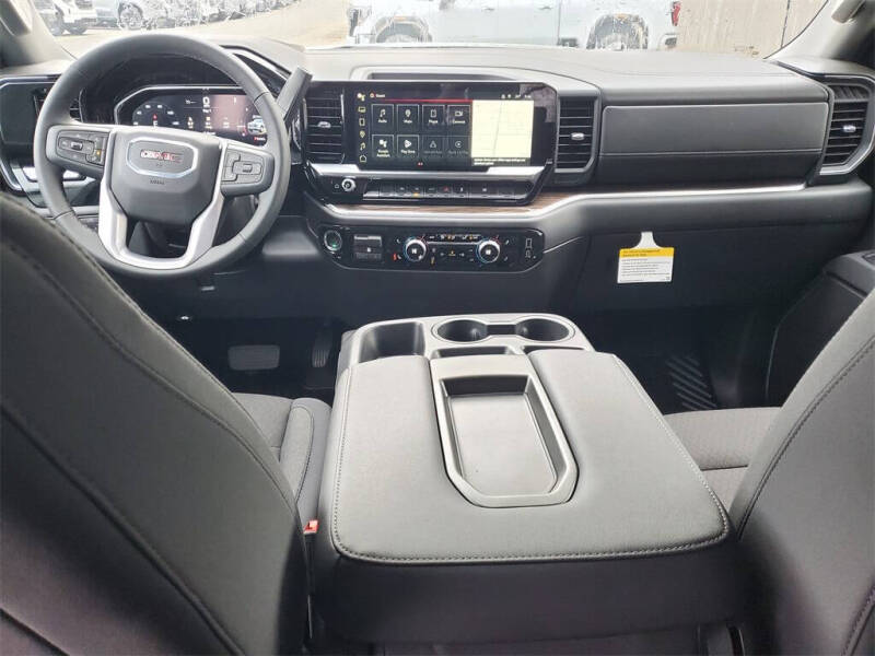 2026 GMC Sierra 1500 Elevation Standard