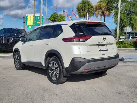 2021 Nissan Rogue SV