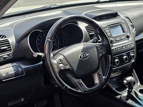 2014 Kia Sorento LX