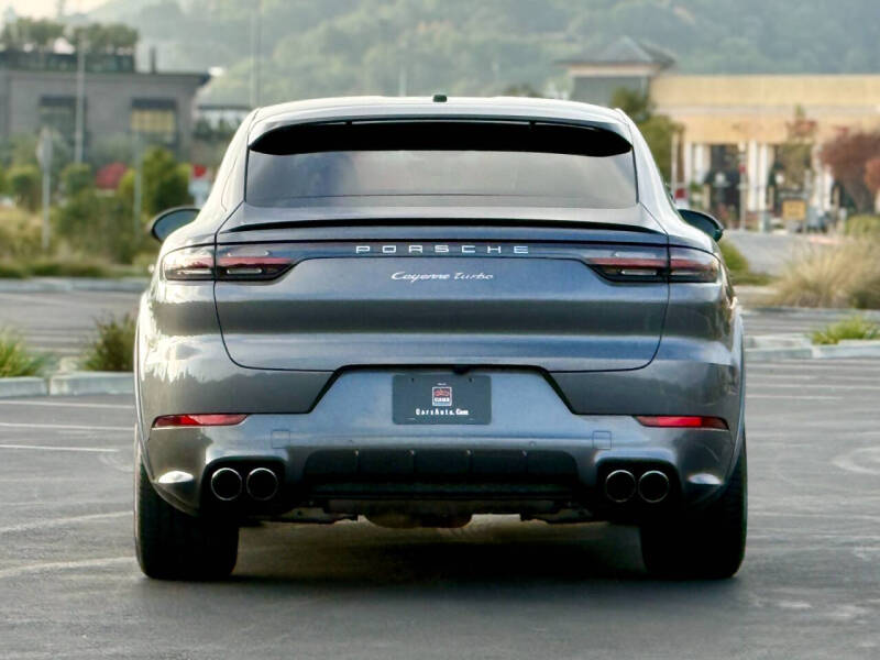 2020 Porsche Cayenne Turbo Coupe