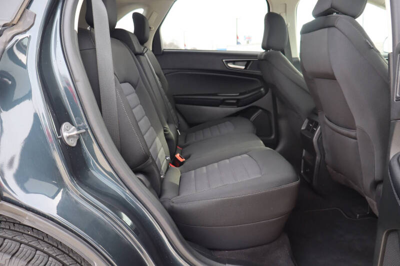 2023 Ford Edge SE