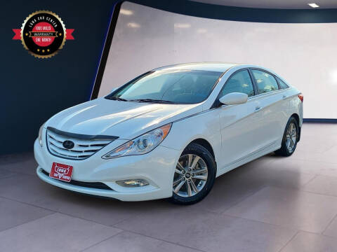 2013 Hyundai Sonata for sale at LUNA CAR CENTER in San Antonio TX