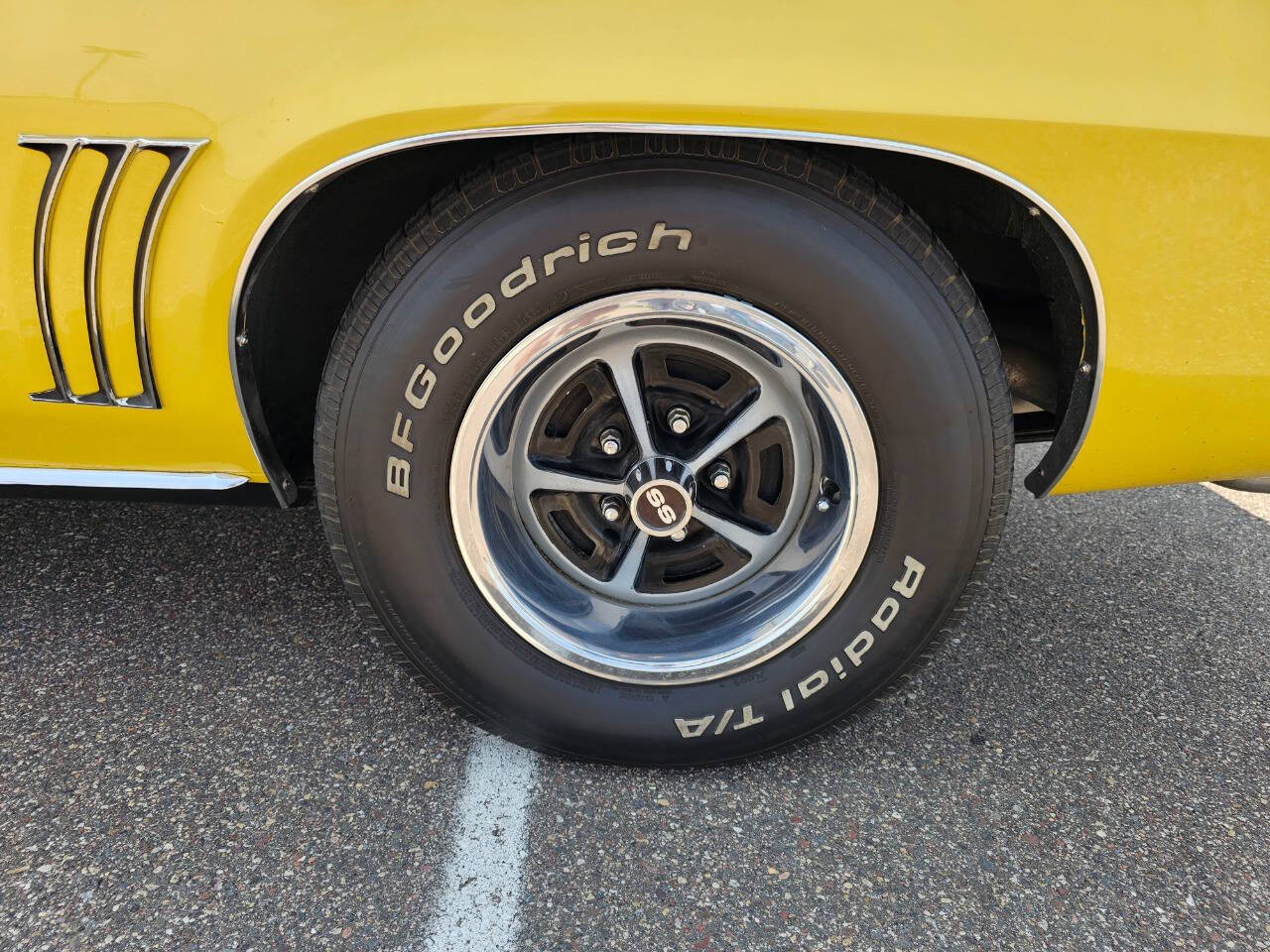 1969 Chevrolet Camaro 61