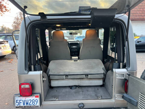 2004 Jeep Wrangler X