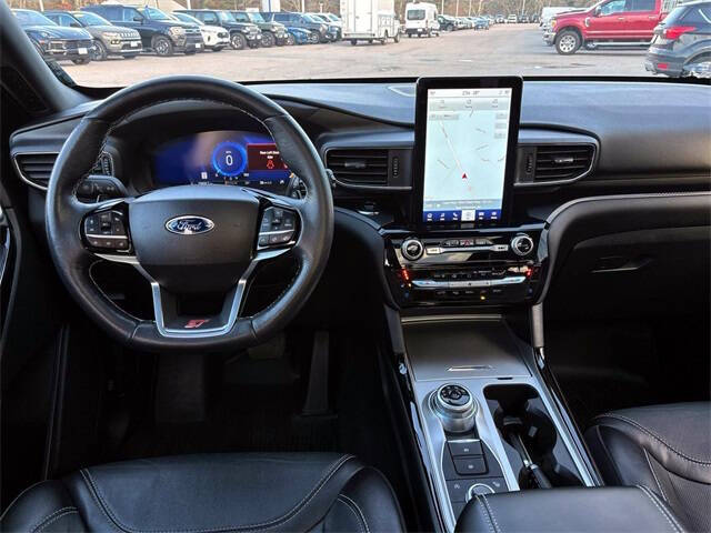 2022 Ford Explorer ST