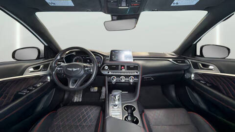 2020 Genesis G70